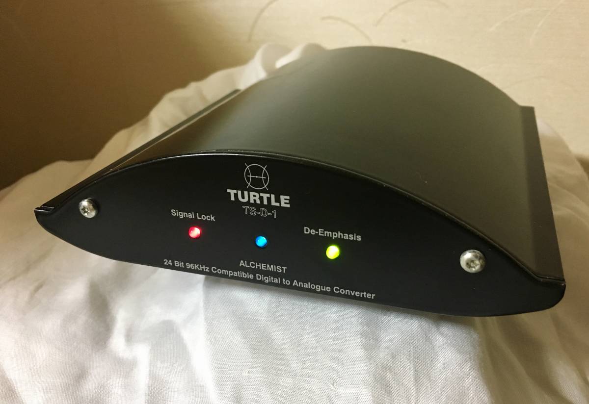 ALCHEMIST TURTLE TS - D - 1 DAC美觀的產品操作產品模擬電路設計是EAR公司Tim De Paravicini Alchemist 原文:ALCHEMIST TURTLE TS-D-1 DAC 美品動作品 アナログ回路設計はEAR社ティム デ パラビッチーニ アルケミスト