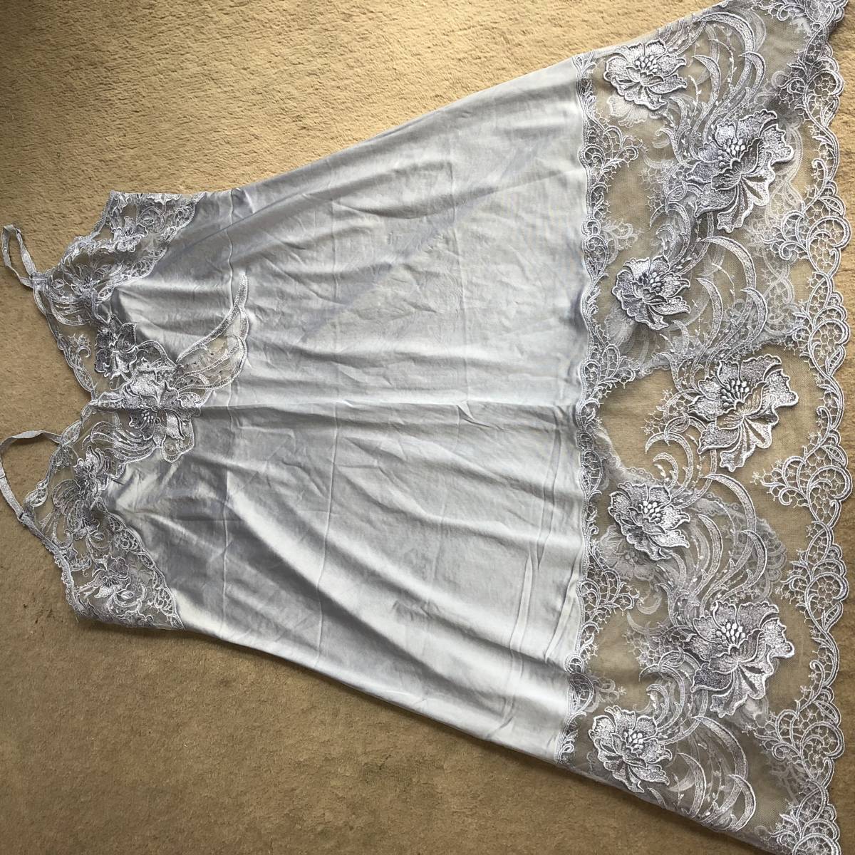 保管品 ワコール Wacoal スリップ 肌着 下着 サイズ95-95 定価35000 淡い紫 薄紫色