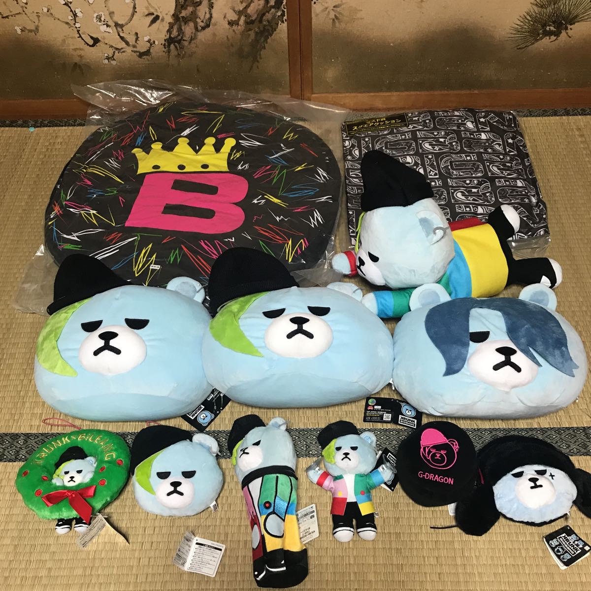 BIGBANG KRUNK K-POP G-DRAGON D-LITE テソン ジヨン GD ポーチ 寝そべり