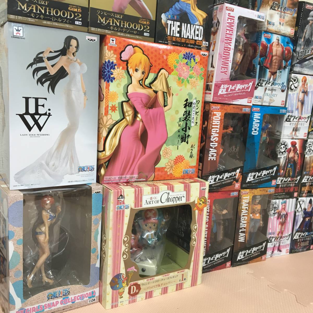 【未開封】ONE PIECE海賊王身材31身體概要套裝/ Ruffy Nami Hancock Ace法律Moria海軍藍色泡芙Marco獎 原文:【未開封】ONE PIECE ワンピース フィギュア 31体 まとめ セット / ルフィ ナミ ハンコック エース ロー モリア 海軍 青雉 マルコ プライズ