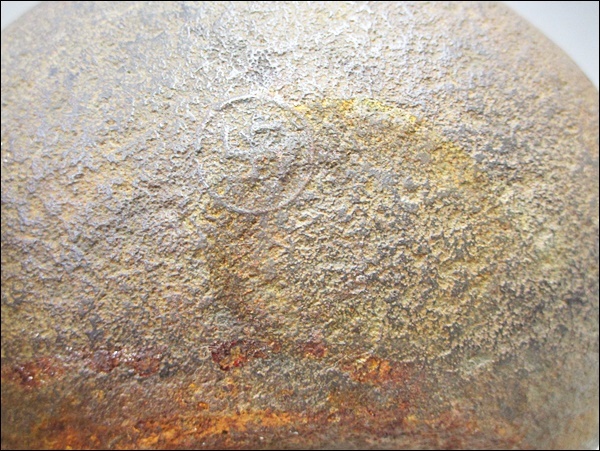 04 11-43289-14鐵瓶石sw字金屬工藝品11    原文:04 11-43289-14 鉄瓶 在銘 卍 金属工芸 仙11