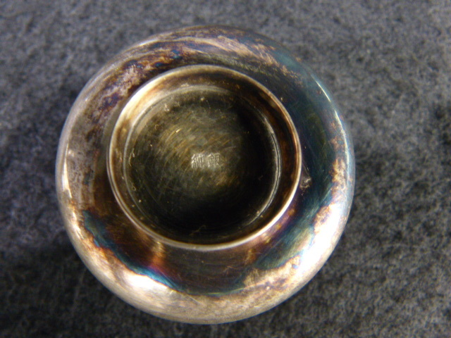 925純銀化妝杯總重124克 原文:純銀製 徳利 盃 総重量124g