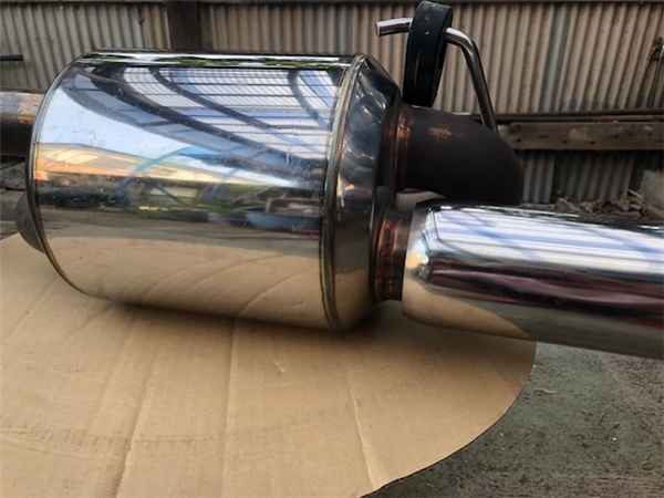 ★★稀有無限思域型R EK 9思域型R消聲器後片後消聲器雙環消聲器☆★    原文:★☆希少 無限 シビックタイプＲ EK9 シビックTYPE R マフラー リアピース リアマフラー ツインループマフラー ☆★