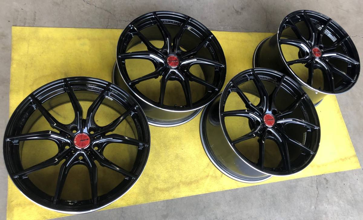 ☆銷售☆RAYS克燈57 FXX提升克☆19英寸114.3 5 H（5孔）8.5 j 9.5 j 4件套    原文:☆　売切り　☆　RAYS　gram LIGHTS 57FXX　レイズ　グラムライツ　☆　19インチ　114.3　5H（5穴）　8.5ｊ　9.5ｊ　４本セット