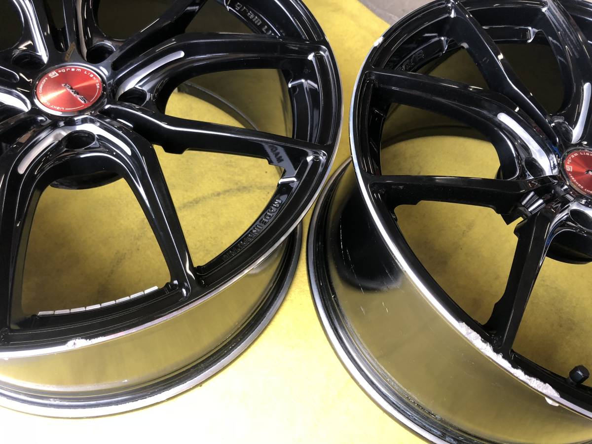 ☆銷售☆RAYS克燈57 FXX提升克☆19英寸114.3 5 H（5孔）8.5 j 9.5 j 4件套    原文:☆　売切り　☆　RAYS　gram LIGHTS 57FXX　レイズ　グラムライツ　☆　19インチ　114.3　5H（5穴）　8.5ｊ　9.5ｊ　４本セット