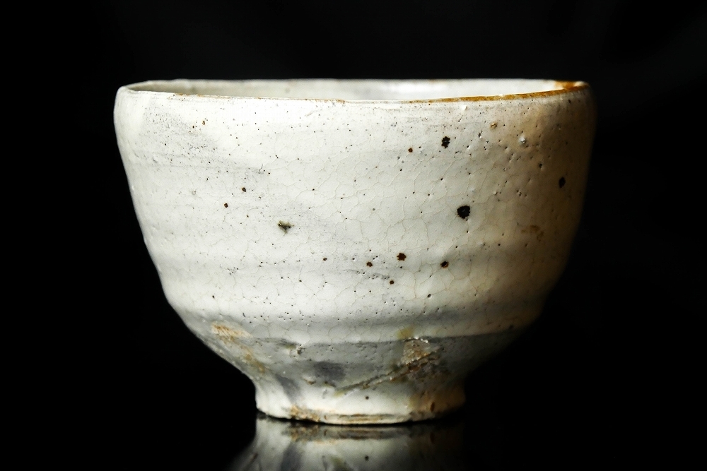 【幸福特別展】HidemasaTsujimura Shirou Tsukimura茶杯盒Hosokawa Keiho的保證茶道大師 原文:【幸 特別展】秀逸作辻村史朗造 粉吹 茶碗 共箱保証 茶道具 細川護熙の師