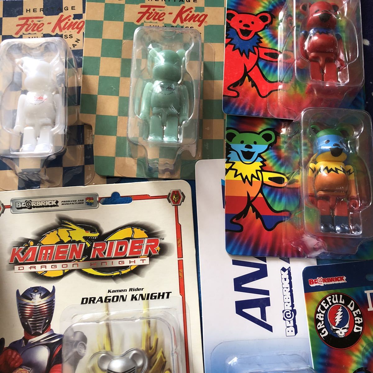 熊磚未開封套裝    原文:ベアブリック 未開封 セット