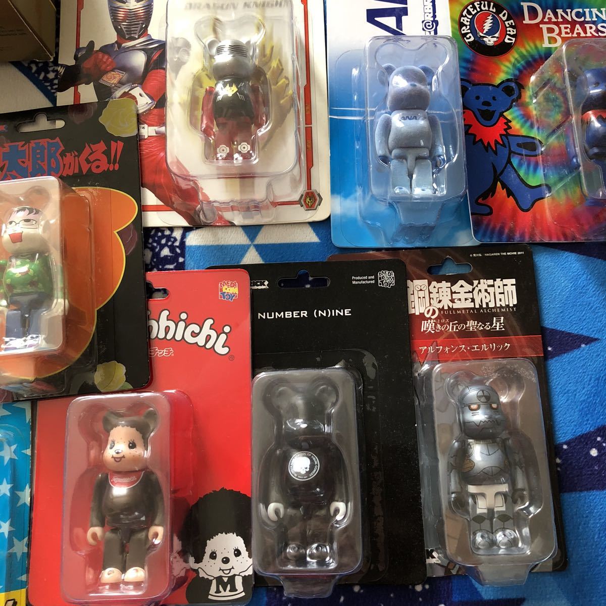 熊磚未開封套裝    原文:ベアブリック 未開封 セット