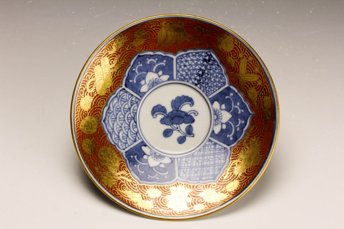 【優香】愛知縣Yoshi Kinen手工咖啡碗碟聯合盒Shiori正品保證 原文:【佳香】相上芳景 金襴手珈琲碗皿 共箱 栞 本物保証