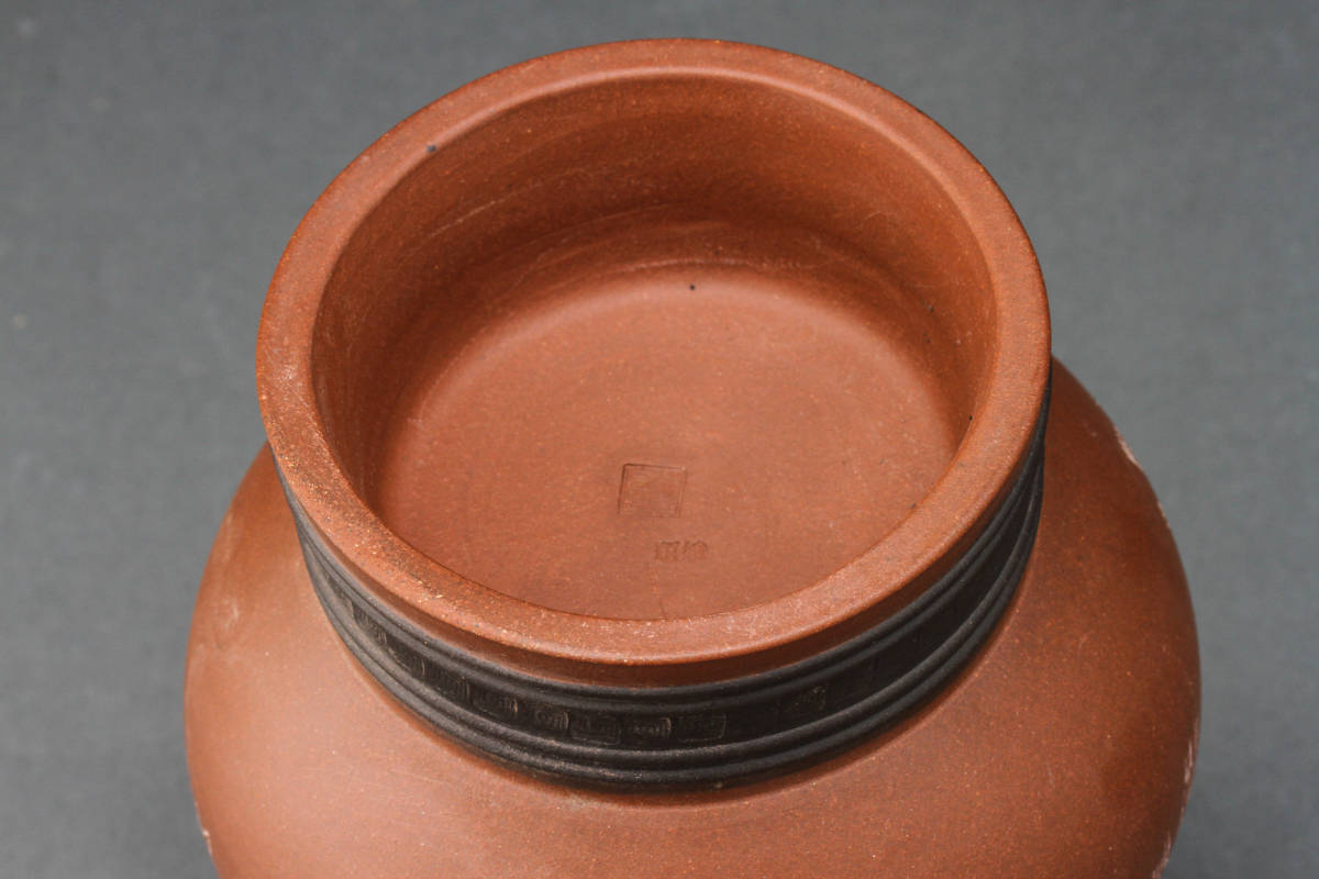 【SBCB】1969中国宜興在銘 紫砂漢詩風景文花瓶一対 原文:【SBCB】1969中国宜興在銘 紫砂漢詩風景文花瓶一対