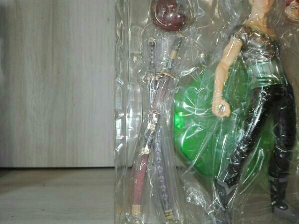     原文:メガハウス Portrait Of Pirates ロロノア・ゾロ