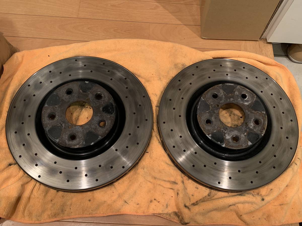 WRX STI VAB Brembo鑽頭盤用於第一期(A到C型)Impreza用於轉子前部GDB GRB GVB 原文:WRX STI VAB 前期(A~C型)用 ブレンボ ドリルドディスクローター フロント用 インプレッサ GDB GRB GVBにも