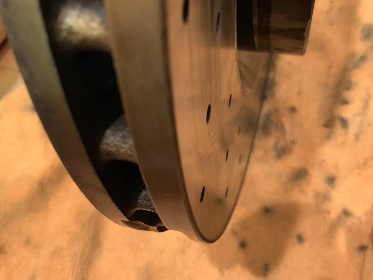 WRX STI VAB Brembo鑽頭盤用於第一期(A到C型)Impreza用於轉子前部GDB GRB GVB 原文:WRX STI VAB 前期(A~C型)用 ブレンボ ドリルドディスクローター フロント用 インプレッサ GDB GRB GVBにも