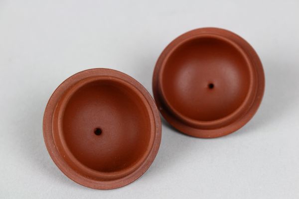 a1012 Jishinki Megomenji製作硃砂茶汁雙茶工具 原文:a1012 荊渓恵孟臣製 朱泥 急須 一対 煎茶道具