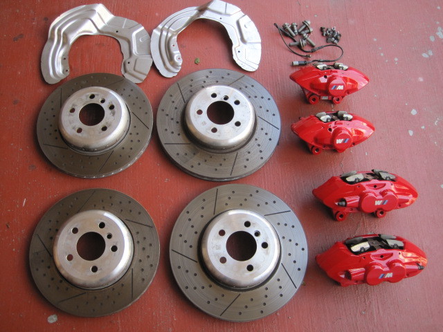     原文: BMW純正★ M Performance 18インチ ブレーキ システム レッド F30 F31 F36 F3・・・中古品