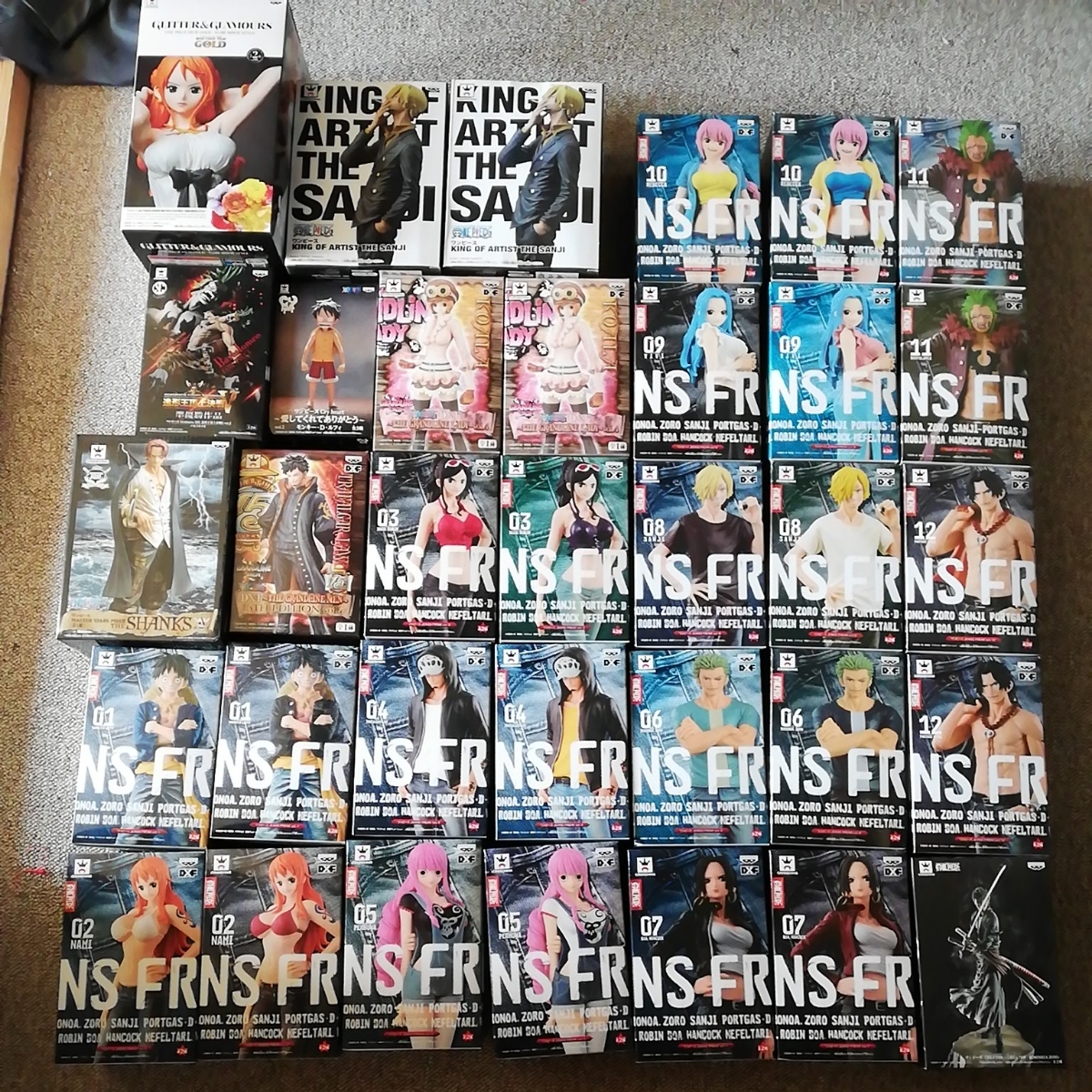     原文:ONE PIECE ワンピース　プライズフィギュア33体セット