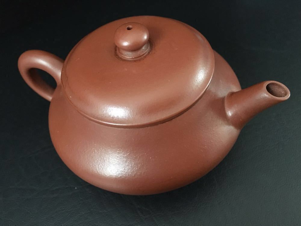 原文:【鳳】中国 宜興紫砂 朱泥 急須 茶壺 在銘 唐物 古玩 時代物 単穴