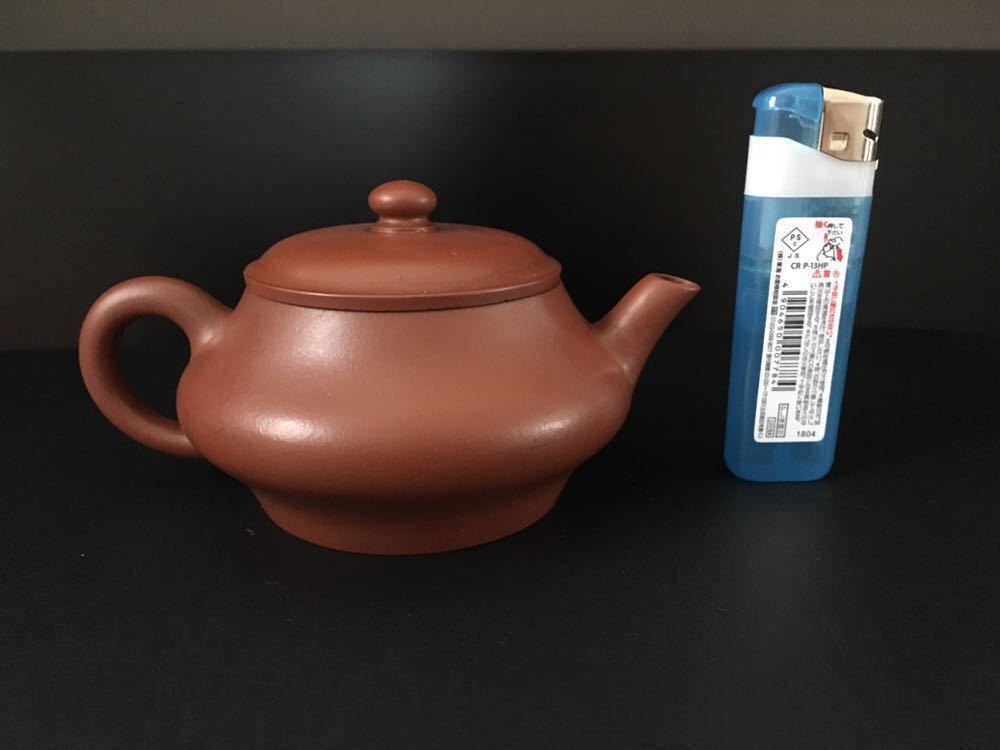 原文:【鳳】中国 宜興紫砂 朱泥 急須 茶壺 在銘 唐物 古玩 時代物 単穴