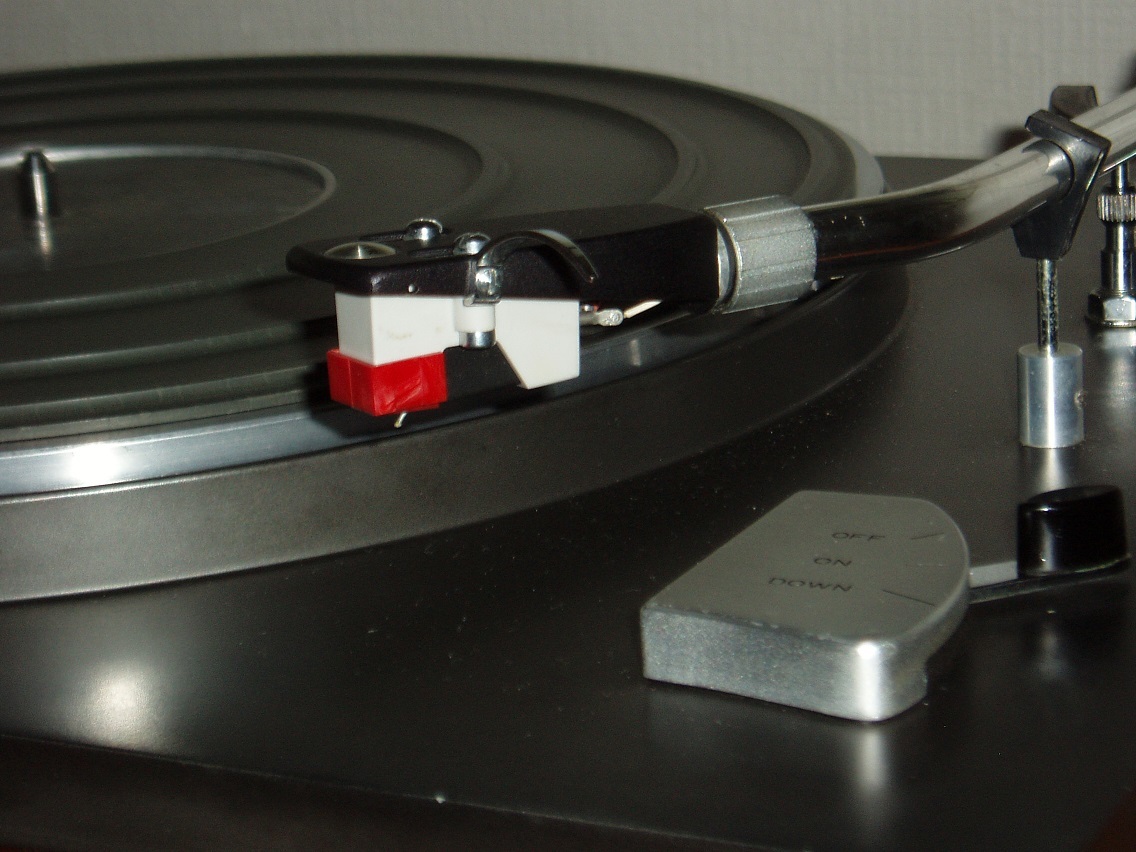 原文:PIONEER パイオニア製 ベルトドライブターンテーブル PL-41