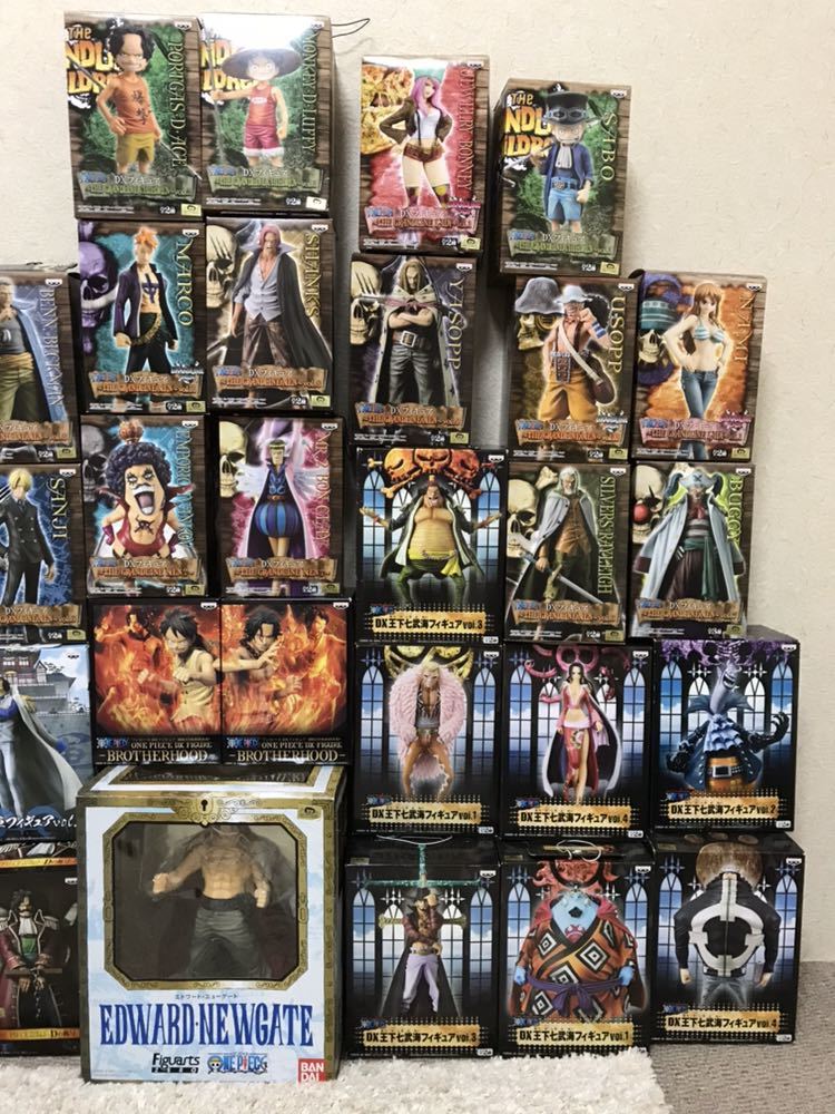 原文:ONE PIECEフィギュア DX 王下七武海 / 海軍大将 / Dの称号 / GRANDLIEN MEN / GRANDLINE LADY / 白ひげ 大量 まとめ売り