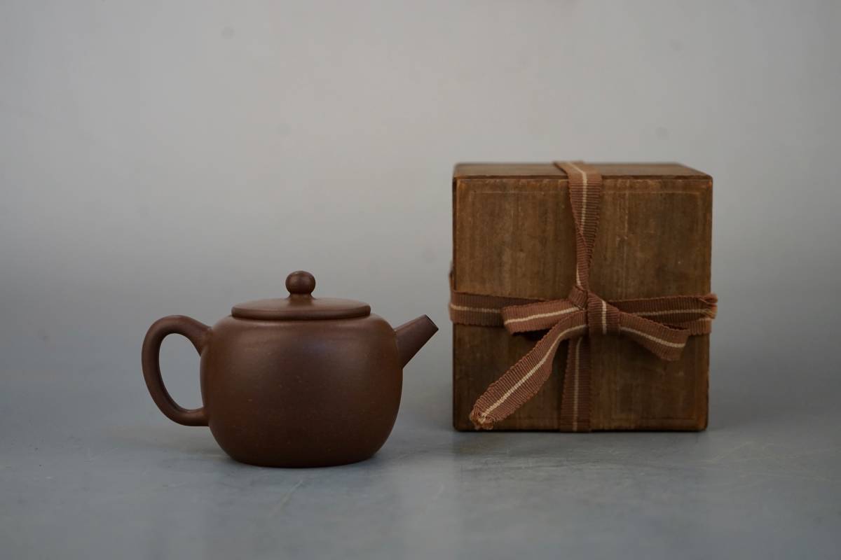 原文:煎茶道具 中国朱泥急須在銘