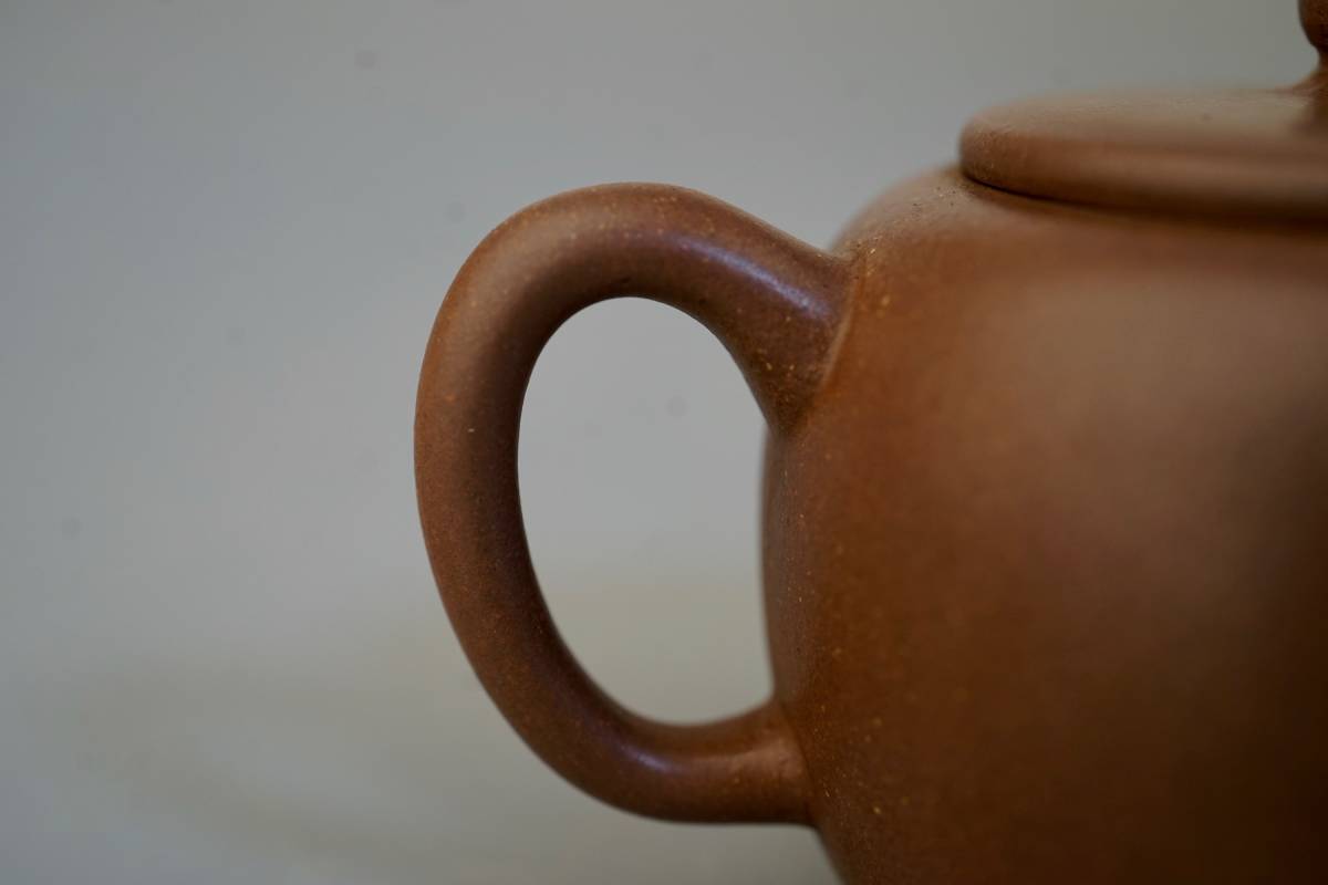 原文:煎茶道具 中国朱泥急須在銘