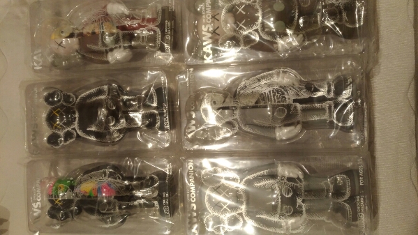     原文:KAWS COMPANION OPEN EDITION ベアブリック 8体セット