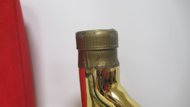 ☆古酒/未開栓 LARSEN ラーセン バイキングシップ ゴールド 700ml 1205g(重量)