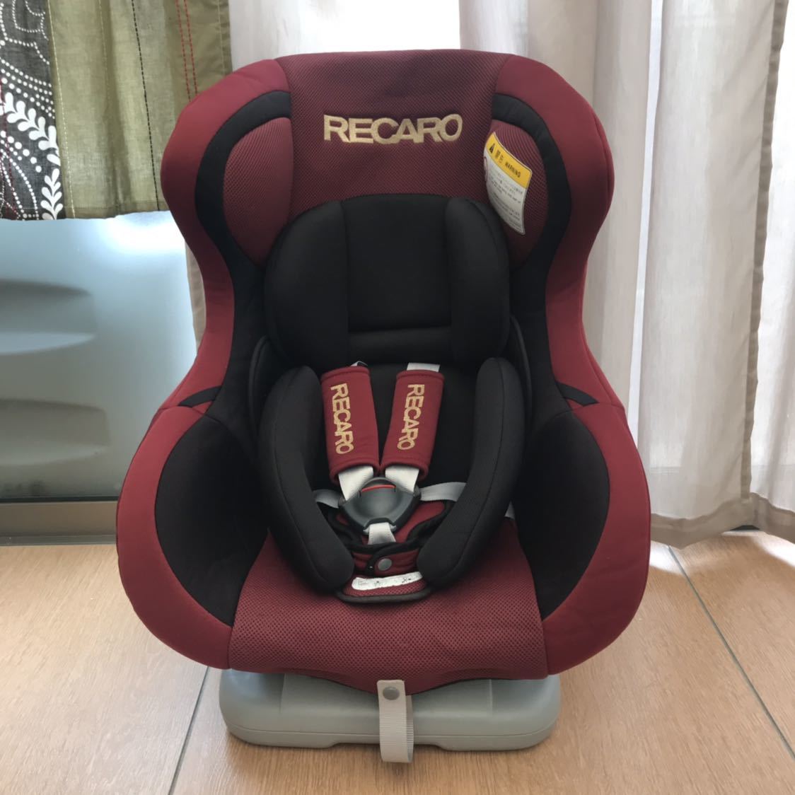 綺麗!清掃済 RECARO Start レカロ スタートプラスアイ 新生児から チャイルドシート ボルドーカラー