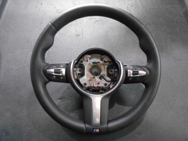 ●●BMW F20 Mスポーツ ハンドル 1シリーズ 大人気●●