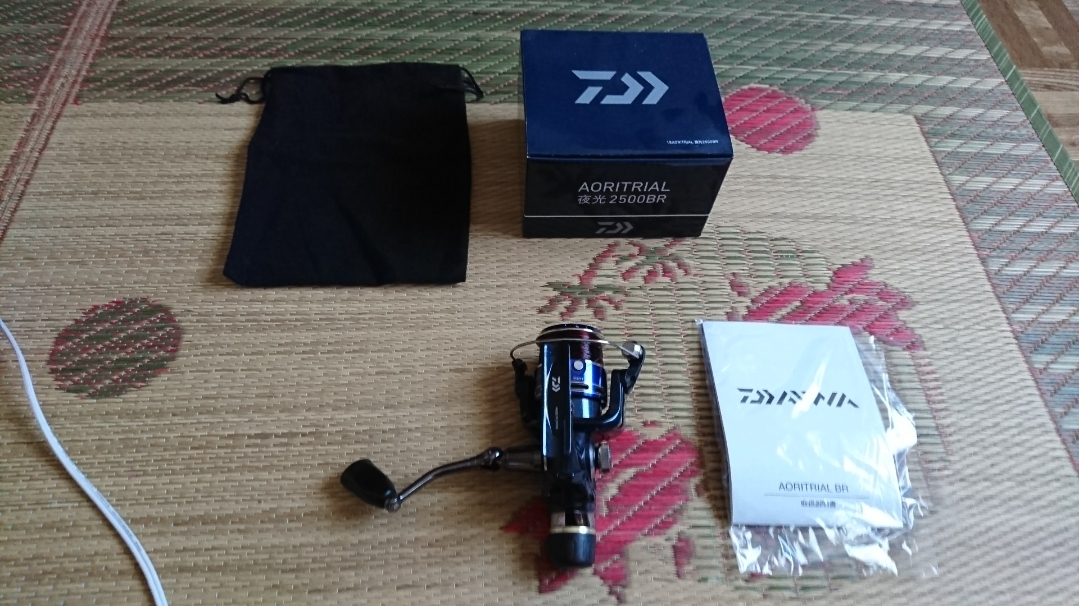 DAIWA AORITRAIAL 夜光 2500BR ダイワ アオリトライアル ヤエン リール アオリイカ