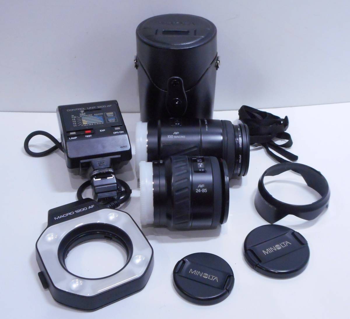 C68) MINOLTA レンズ、ライト / MACRO AF 100 ・ AF 24-85 ・ 1200 AF リングライト ・ CONTROL UNIT 1200AF ・ レンズケース