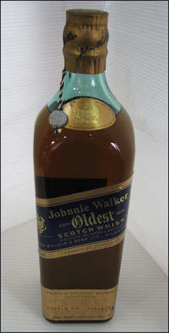 保管品☆Johnnie Walker Oldest ジョニーウォーカー オールデスト ウイスキー 750ml