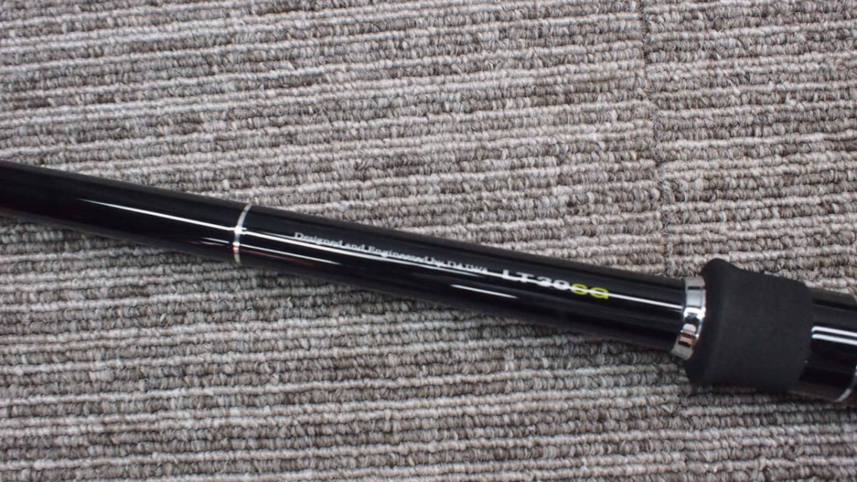 □お9-4 DAIWA テンカラ LT 39SG